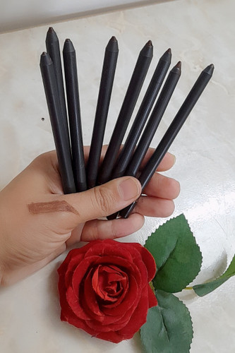 مداد ابروی قهوه ای