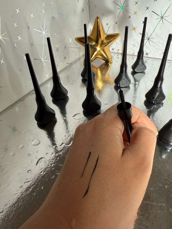 مدادچشم مشکی مایع